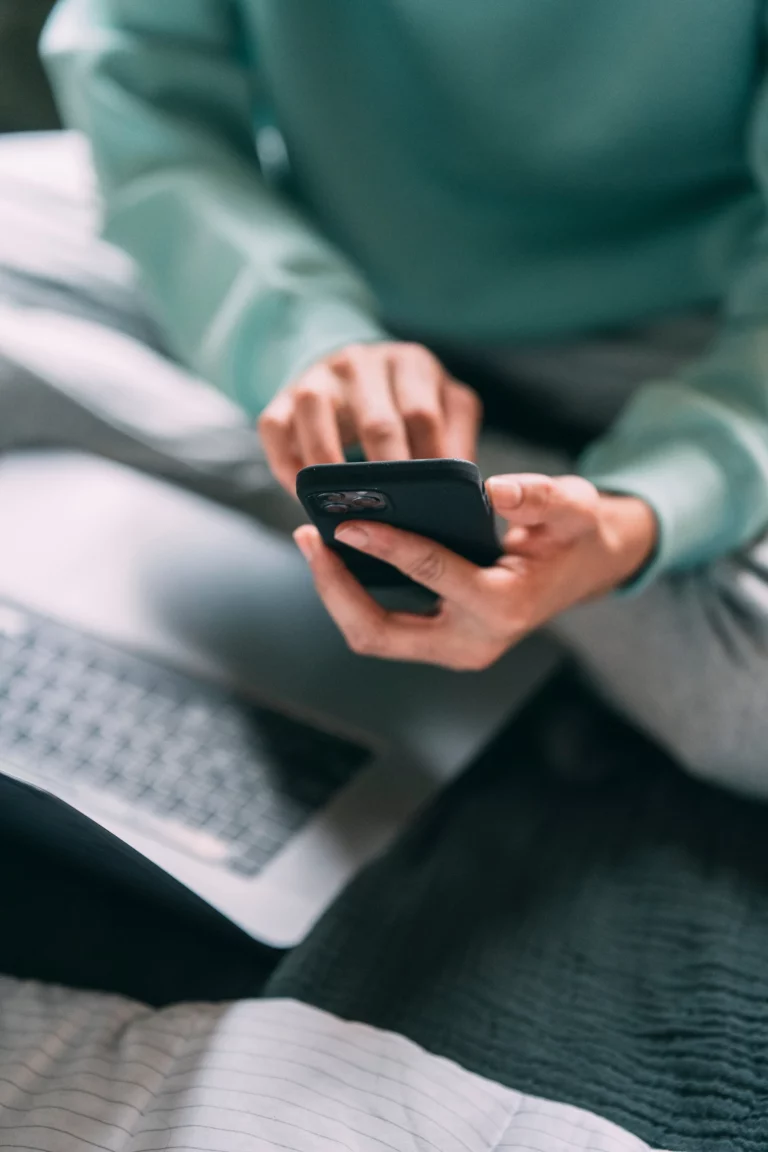 How to set up your company phones in 6 steps