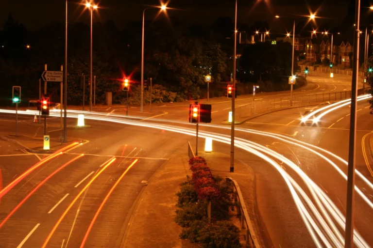 A guide to PPE for road worker safety at night
