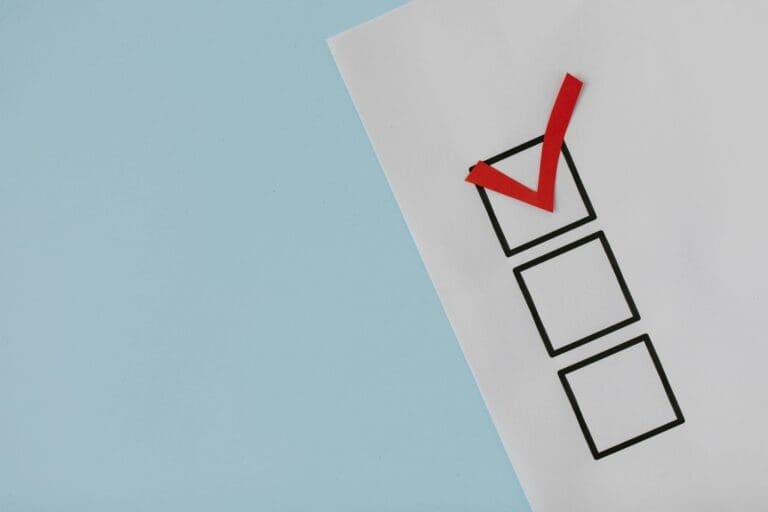 How to create a field worker safety checklist